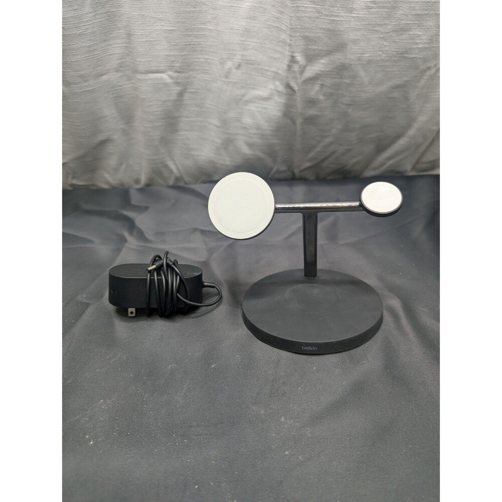 Belkin Boost Charge Pro 3-in-1 Charging Stand Model Bu002 Black